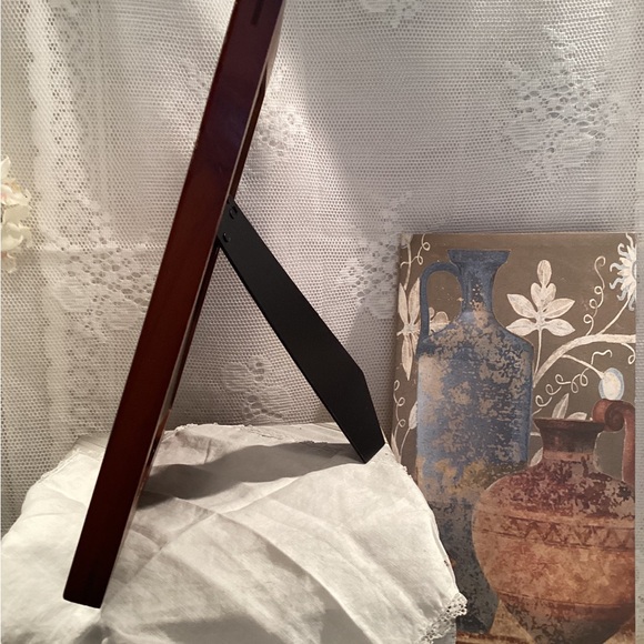 Dark Maple Stained 8x10 Photo Frame Tabletop Or Wall - Picture 5 of 16